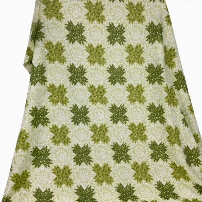 "Tela estampada edredón tramposo ducha de estrellas verde vintage recuperada 42"" L x 49"" W" Foto 1 de 4