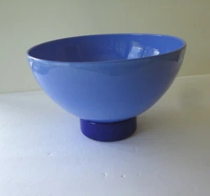 SSGS Ciotola Vetro Blu Piedistallo Blu Piumato Stile Moderno Memphis Soffiato Studio - Foto 1 di 7