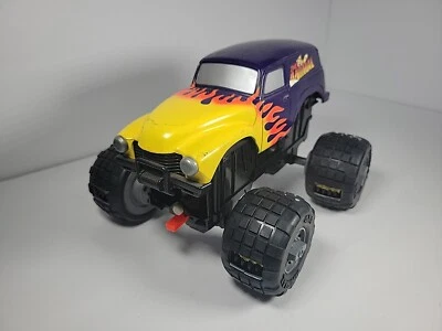 VTG 1991 Galoob "The Animal" Attack Truck, Monster Truck Toy, Vintage For Parts - Image 1 of 4