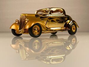 First Gear WIX Oil Filters '34 Ford Coupe 24K Gold Hot Rod 1:25 Diecast Car
