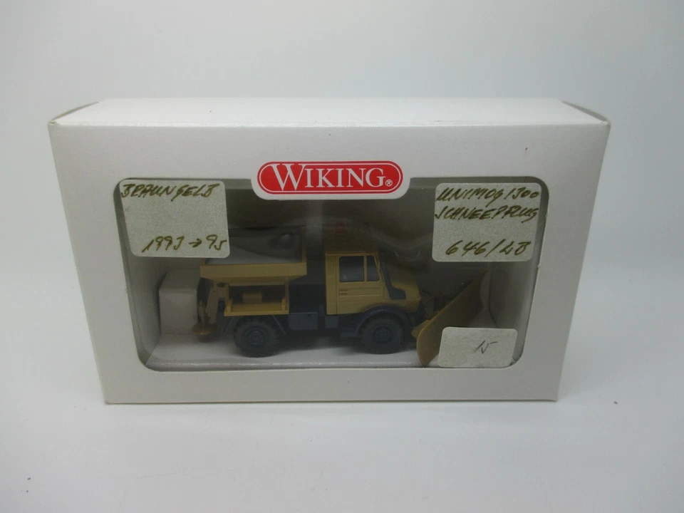 Wiking: Unimog with Snowplow No. 64601 (GK23) - Image 1 of 1