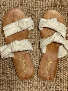 Mujer Rouge Blanco Crema Tela Slip On Sandalias Talla 8 Pre Loved - Imagen 1 de 2