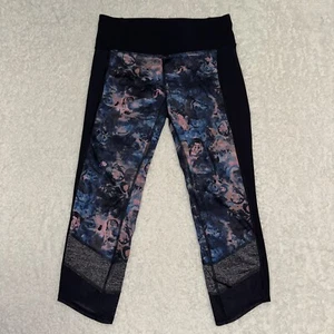 Lululemon Crop Legging Capri Black Blue Pink Womens Size 6 Small Vented Knees - Picture 1 of 16