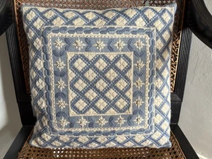VINTAGE blue/ivory needlepoint tapestry cushion 35 x 35cm 14" country house - Picture 1 of 15