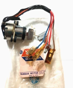 Yamaha Main Ignition Switch With 2 Keys NOS 371-82508-70 (L &S-236) - Picture 1 of 2