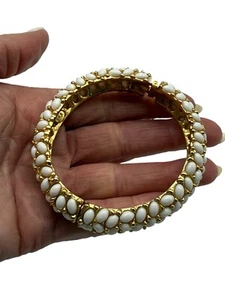 Brazalete Brazalete Abrazadera Cabujón Blanco Vintage KJL KENNETH JAY LANE Tono Dorado - Imagen 1 de 11