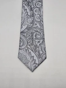 Cravatta Geoffrey Beene Extra Lunga Uomo Grigio Paisley Motivo Decorativo 63” x 31/2” - Foto 1 di 8