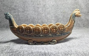 Wade Viking longboat, porcelain ship, detailed design,vintage England decor 19cm - Picture 1 of 9