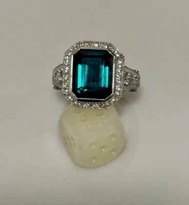 Anillo de turmalina tamaño 6,5 plateado en rodio con detalles de circonita hecho a mano Foto 1 de 4