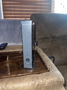 Netgear WNR2000 300 Mbps 1-Port 10/100 Wireless N Router (WNR2000-100NAR) - Picture 1 of 5