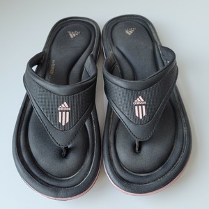 adidas foam slides