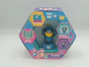 WOW PODS Fall Guys Ultimate Knockout - Paladin Light-up Bobble-Head Figure - Picture 1 of 4