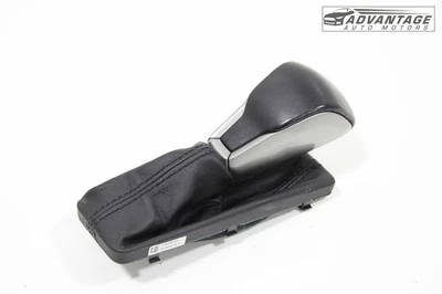 2018-2021 JEEP GRAND CHEROKEE AUTOMATIC TRANSMISSION SHIFTER KNOB W/ BOOT OEM - Image 1 of 4