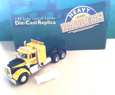 Corgi Heavy Haulers KENWORTH W925 Tractor Unit INTERSTATE HAULING 1:50 - Image 1 of 4