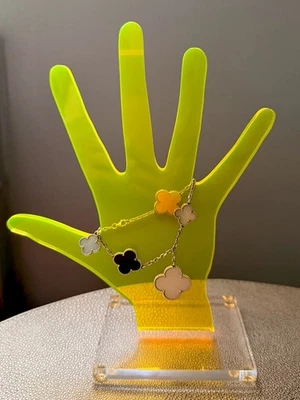 Brazalete Van Cleef & Arpels Magic Alhambra Oro Blanco 18K Foto 1 de 4