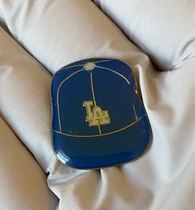 Vintage LA Los Angeles Dodgers MLB Baseball Cap Emaille Revers Mütze Pin - Bild 1 von 2