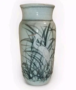 Art Pottery Heron Vase Large Pale Green Egret Crane Grass Coastal Wetland Signed - Picture 1 of 13
