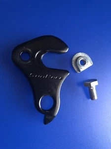 SunRace Schaltwerkaufhänger mit Mutter & Schraube Shimano Neu aus altem Lagerbestand - Bild 1 von 2