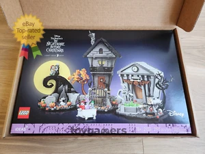 Lego Disney Tim Burtons The Nightmare Before Christmas 21351 in der Hand Neu - Bild 1 von 5