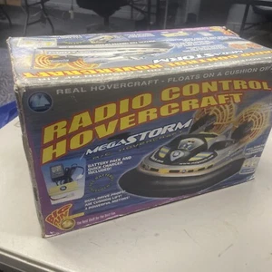 MEGATECH R/C HOVERCRAFT MEGASTORM AIRBOAT AMPHIBIOUS REMOTE CONTROL TOY VINTAGE - Picture 1 of 9