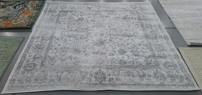 IVORY / SILVER 6'-7" x 6'-7" Flaw in Rug, Reduced Price 1172791216 ADR109C-7SQ - Image 1 of 4