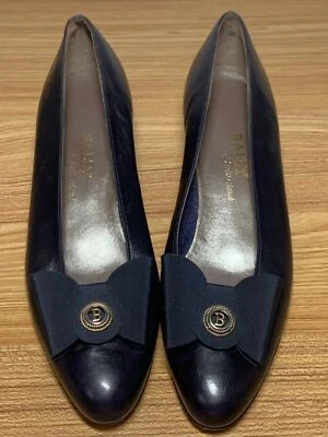 BALLY of Switzerland Vintage sz 7N Emily Navy Leather Heels Women' Bow Gold Logo - Image 1 of 4