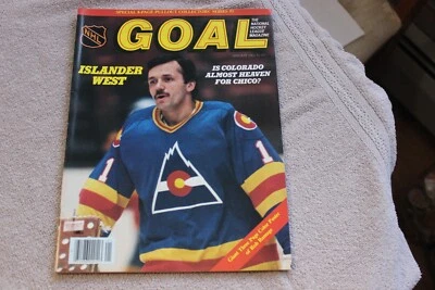 1982 (Jan) GOAL hockey magazine - Chico Resch cover; intact poster (high grade) - Image 1 of 3