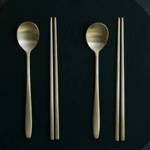 NottDam Bangjja traditionelles koreanisches Löffel und Essstäbchen Set für 2 Personen - Bild 1 von 8