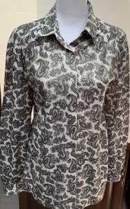 Ladies Top Nice Paisley Pattern Washable 44” Chest Short Sleeves Pocket Long 17” - Picture 1 of 2
