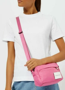 Calvin Klein Camera Cross Body Bag Pink CK Festival Flight Travel Purse RRP £70 - Picture 1 of 7