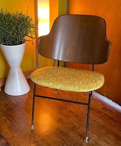 Vintage Ib KOFOD LARSEN PENGUIN Chair for Selig Made in Denmark - Picture 1 of 8