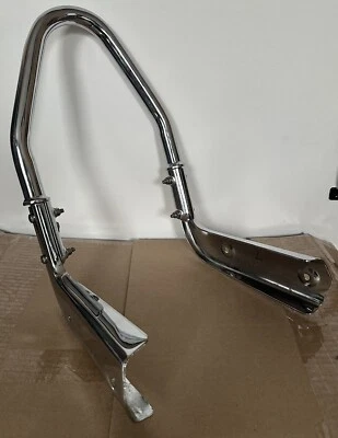 TRIUMPH AMERICA SPEEDMASTER 900 CARB EFI LONGHAUL PASSENGER SISSY BAR BACKREST - Image 1 of 4