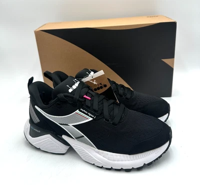 Diadora Mythos Blushield Vigore 2 NEW Women's Athletic Shoe Black/White US Size7 - Image 1 of 4