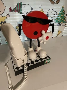 7-UP Cool Spot Phone. Missing Hand. Untested - Zdjęcie 1 z 6