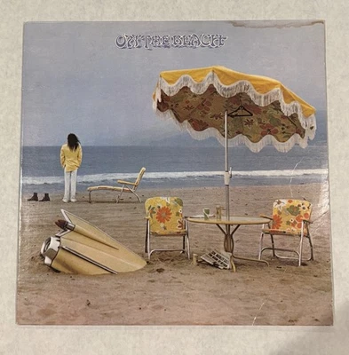 NEIL YOUNG - On The Beach LP - Reprise 1974 R 2180 OG Inner Flower Sleeve Tested - Image 1 of 4