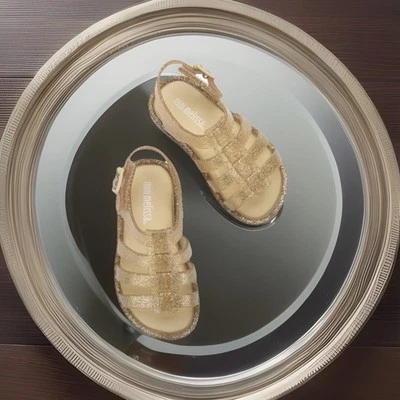 Niñas Nuevas con Etiquetas Mini Sandalias Melissa Zapatos Planos Correas al Tobillo Hebilla Amarillo 5 M Foto 1 de 4