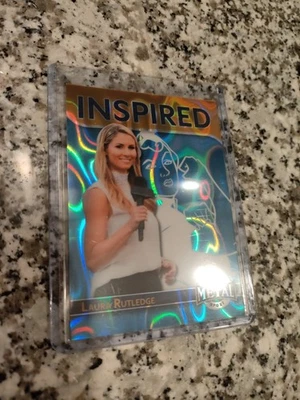 Laura Rutledge 2025 Hoja Metal Mujer del Deporte Inspirada Azul Aqua Wave 1/1 Foto 1 de 2