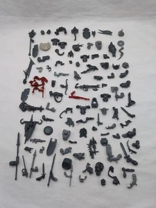 Menge (50+) Warhammer 40k und Fantasy Teile und Stücke - Bild 1 von 7