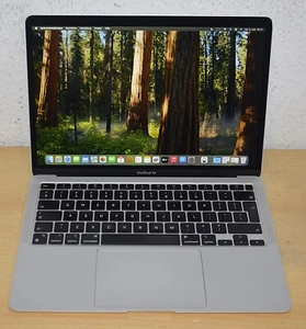 Apple MacBook Air A2337 2020 13'' Apple M1 Chip 16GB RAM 256B SSD Silber - Afbeelding 1 van 5