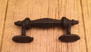 Tirador de manija de cajón de gabinete de puerta rústica de hierro fundido 5 3/4" de alto 0184-0009 - Imagen 1 de 12