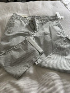 NEW GIRLFRIEND KHAKIS BY GAP SIZE 18 - Picture 1 of 5