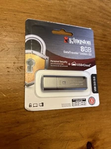 Kingston Data Traveler Locker + G3 8GB USB 3.0 Encrypted Secure Drive - Picture 1 of 2