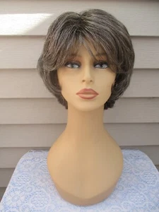 Harlem 125 LOVELY MOM Wig MM202 Color 44 Gray - Picture 1 of 9