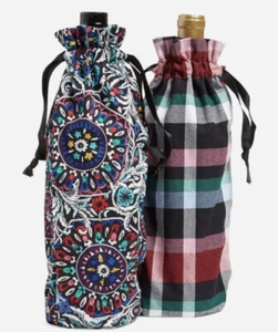 Vera Bradley Bottiglia di Vino Sacchetto Regalo Set 2 Medaglione Vetro Colorato Cotone Riciclato - Foto 1 di 5