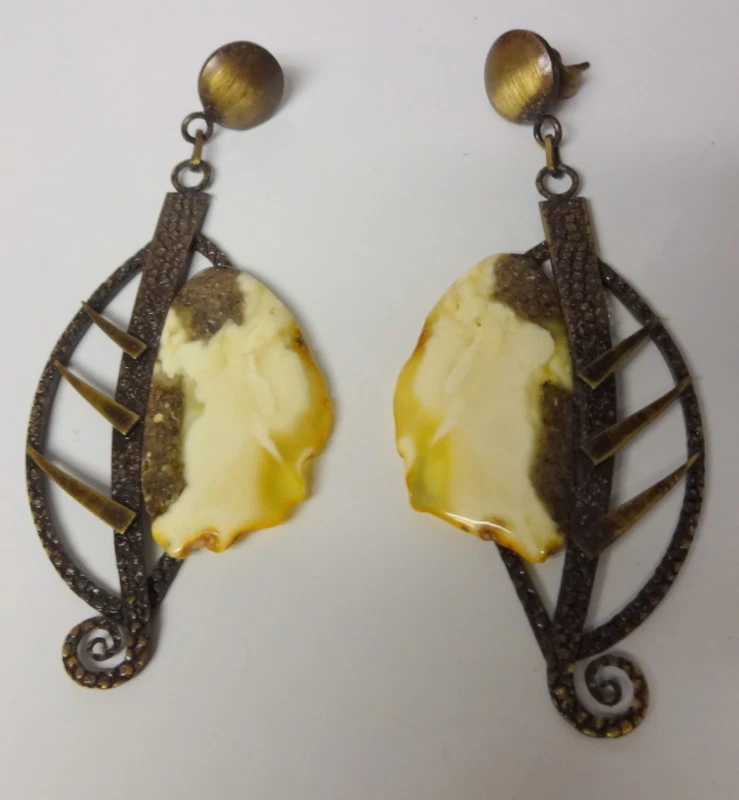 Brincos pendurados antigos de vanguarda natural gema de ovo âmbar longo folha modernista - Imagem 1 de 4