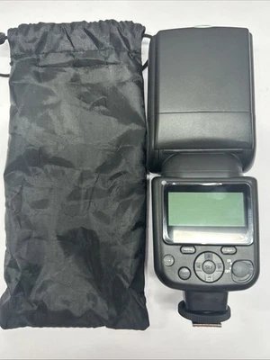 Neewer NW-670 Flash Speedlite For Canon - Protect Film in Good Condition w/ Bag - Image 1 of 4