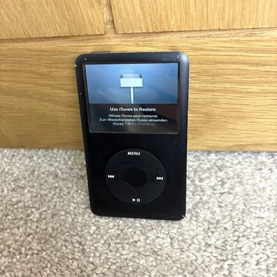 Apple iPod Classic 6th Generation Black 80GB - Image 1 of 4