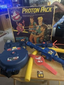 Original 1984 Ghostbuster Proton Pack Kenner W/ Original Box - Picture 1 of 4