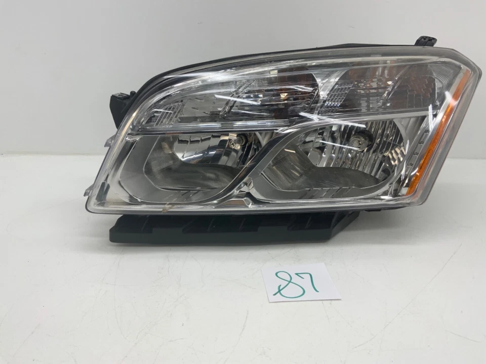 2013 2014 2015 2016 Chevrolet Trax Driver Side Halogen Headlight OEM - Image 1 of 4