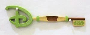 Disney Star Wars Key Blind Box Collectible May The 4th Be With You - Yoda - Picture 1 of 2